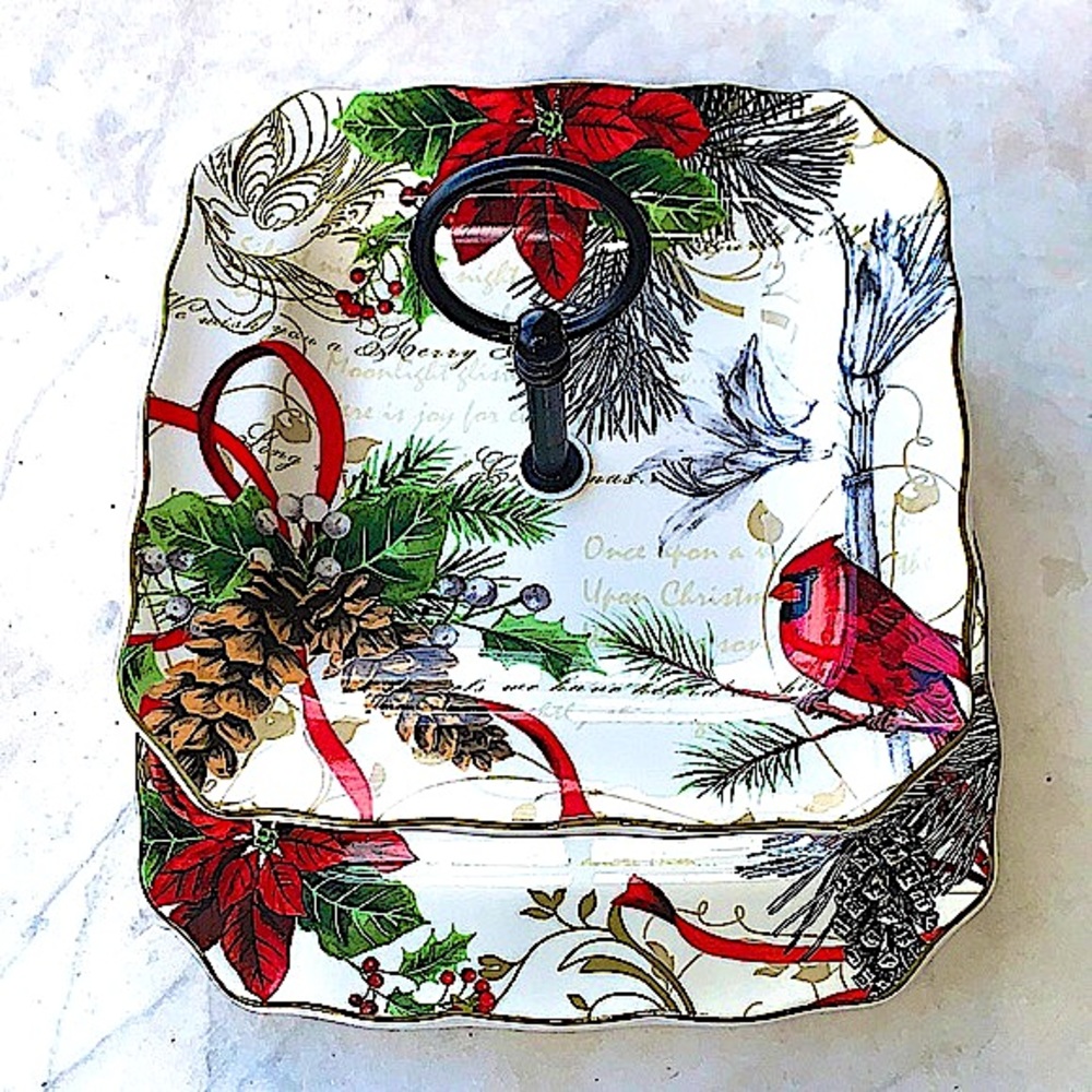 222 FIFTH  “HOLIDAY WISHES” 2 TIERED SERVING TRAY POINSETTIA PINECONES SCRIPT